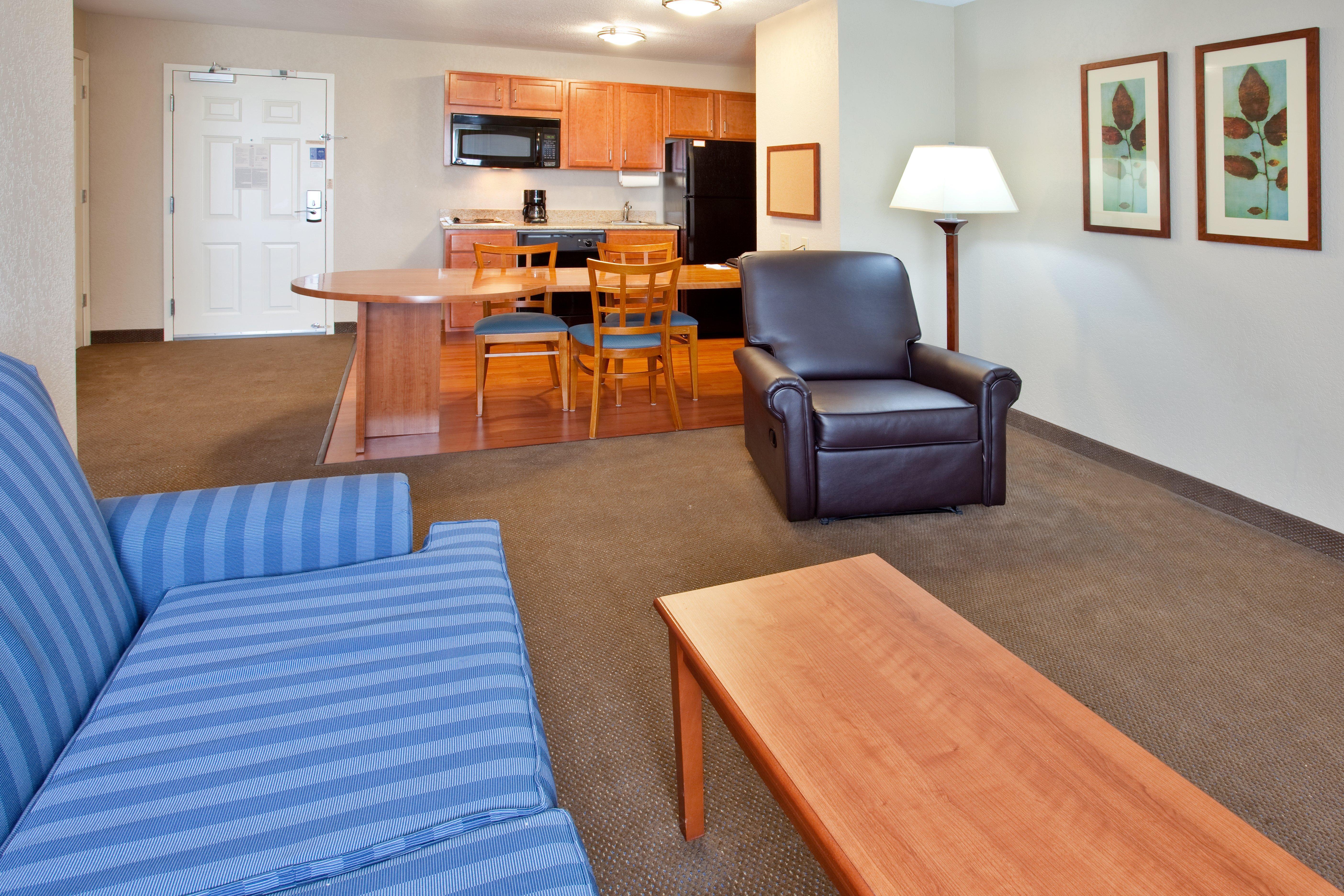 Candlewood Suites Elgin - Northwest Chicago By Ihg Экстерьер фото