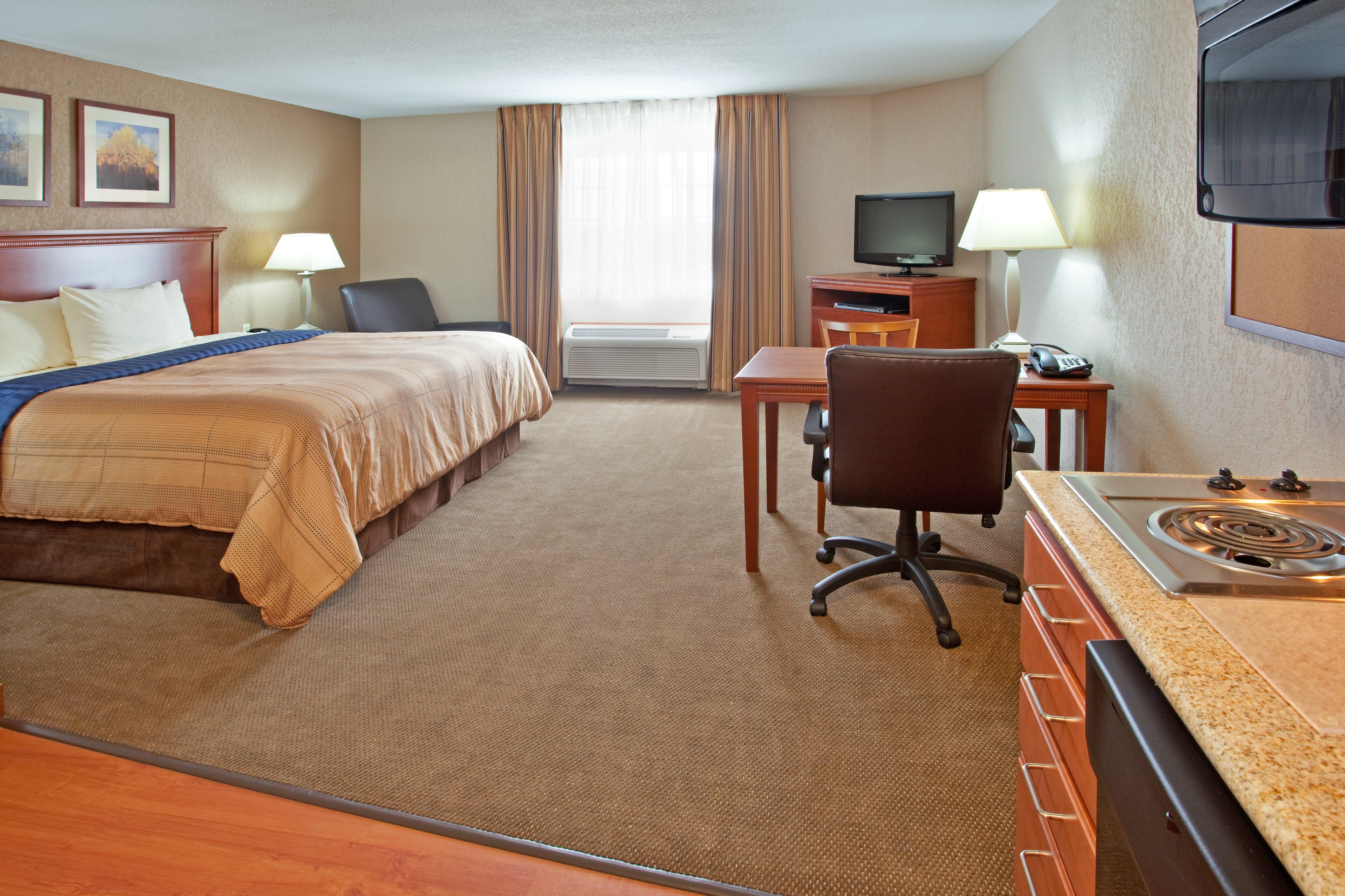 Candlewood Suites Elgin - Northwest Chicago By Ihg Экстерьер фото
