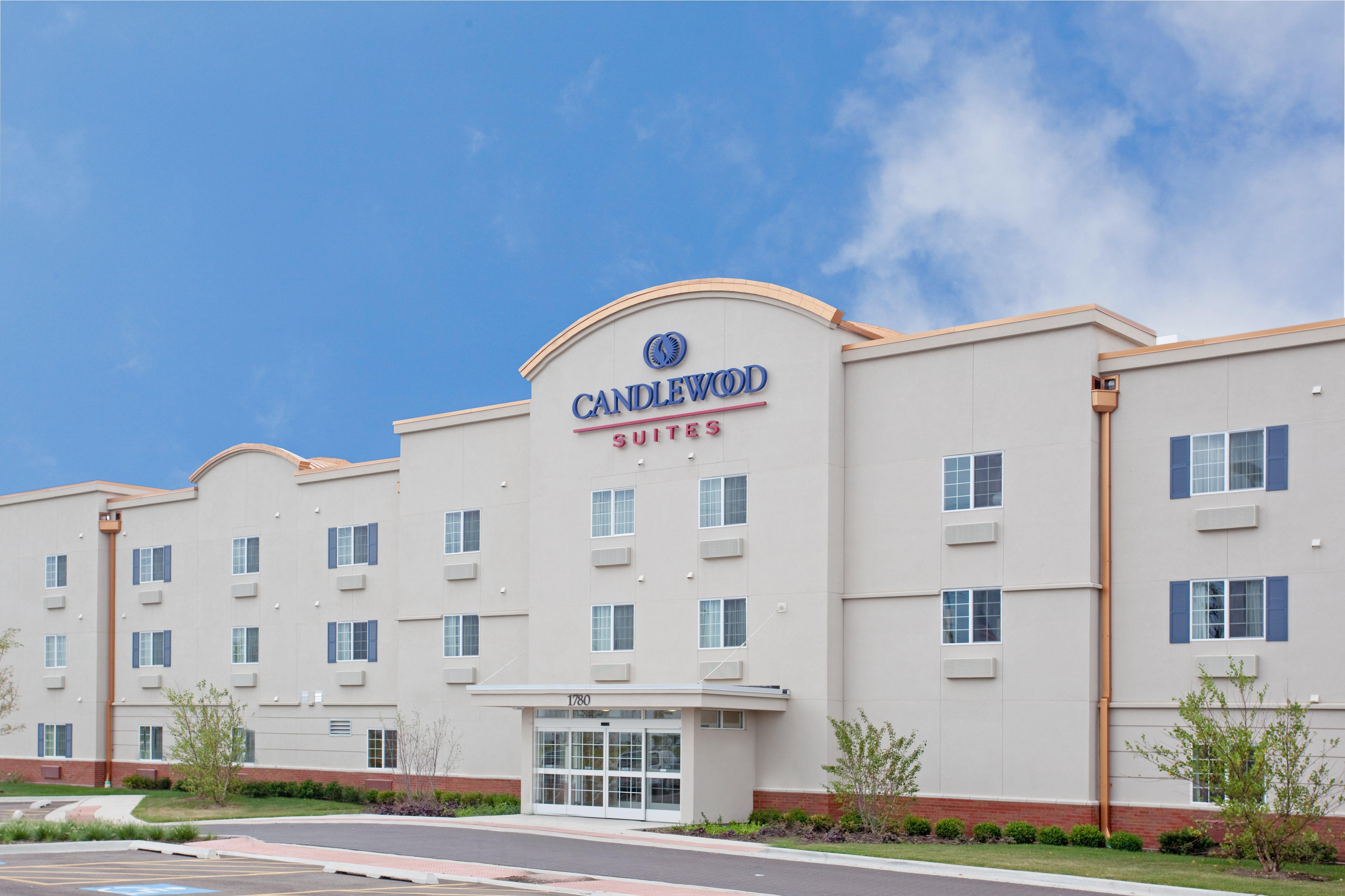 Candlewood Suites Elgin - Northwest Chicago By Ihg Экстерьер фото